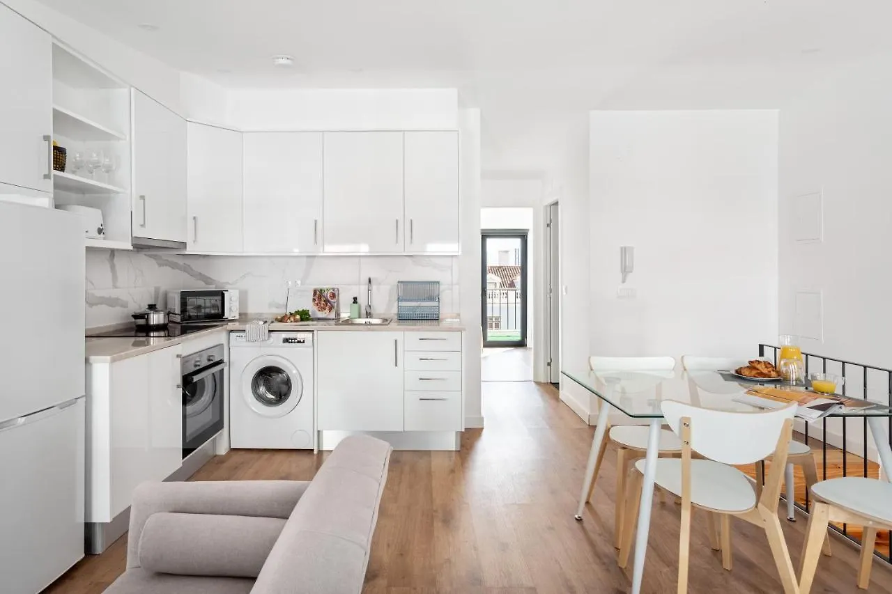 Altido Sunny Apt With Terrace Near Lisbon Centre Apartment Portugal
